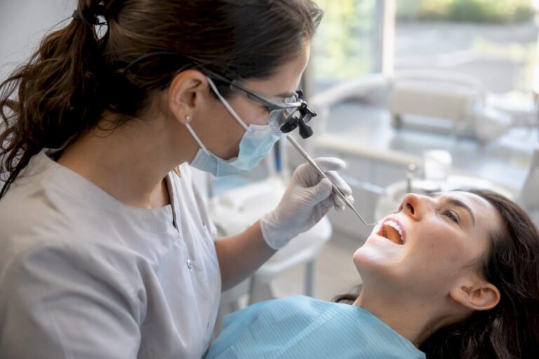 Cracked Tooth Repair: What Works and How Fast to Act